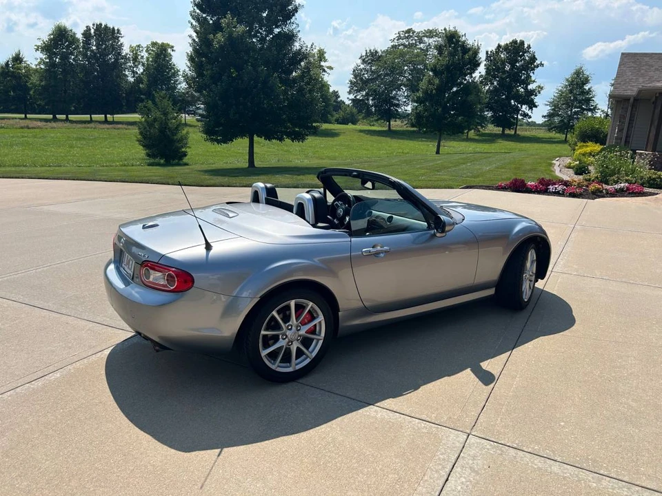 2010 Mazda NC MX-5 Miata - Image 2 of 10