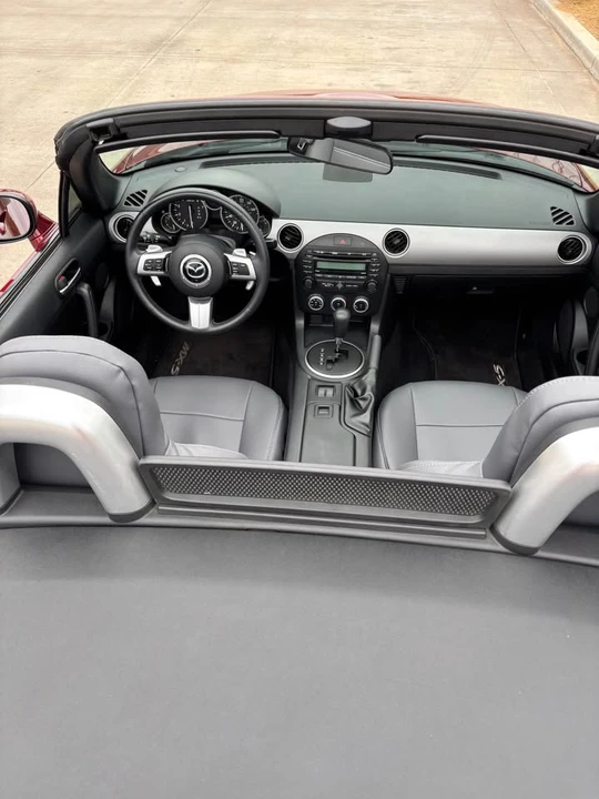2010 Mazda NC MX-5 Miata - Image 6 of 7