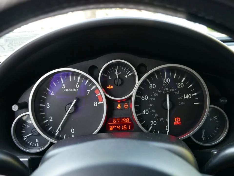2010 Mazda NC MX-5 Miata - Image 11 of 12