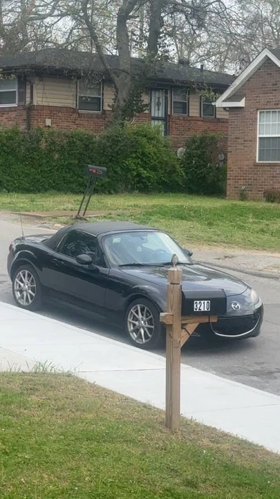 2010 Mazda NC MX-5 Miata - Image 2 of 11