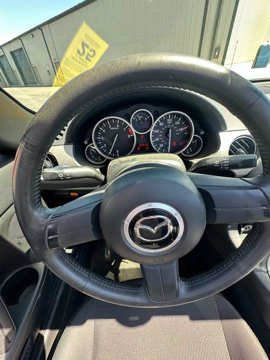 2010 Mazda NC MX-5 Miata - Image 4 of 6