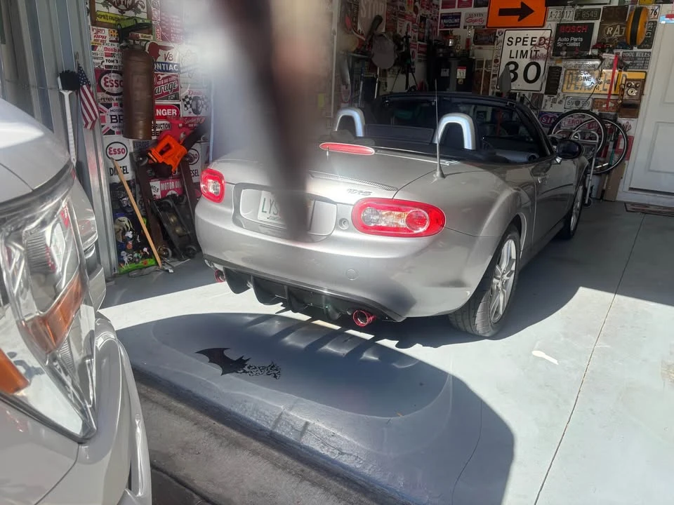 2010 Mazda NC MX-5 Miata - Image 7 of 10