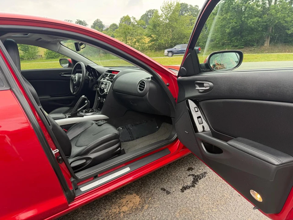 2010 Mazda RX-8 2nd Gen - Image 19 of 25