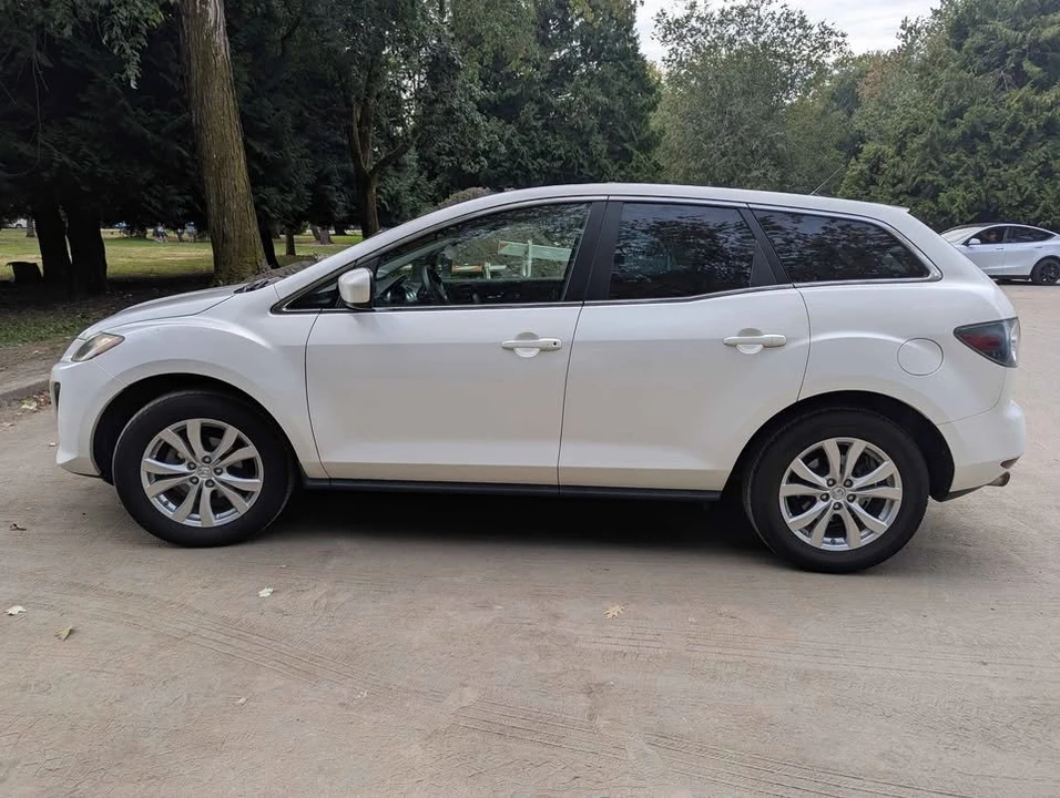 2010 Mazda CX-7 - Image 3 of 8