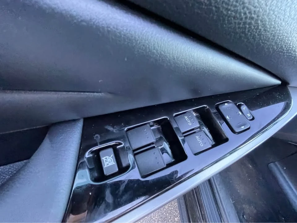 2010 Mazda CX-7 - Image 15 of 19