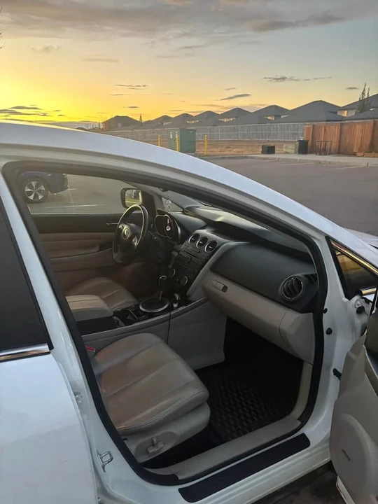 2010 Mazda CX-7 - Image 7 of 10