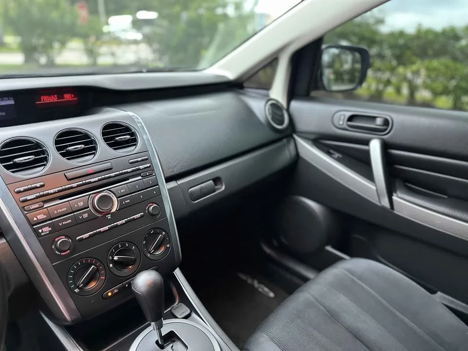 2010 Mazda CX-7 - Image 9 of 9