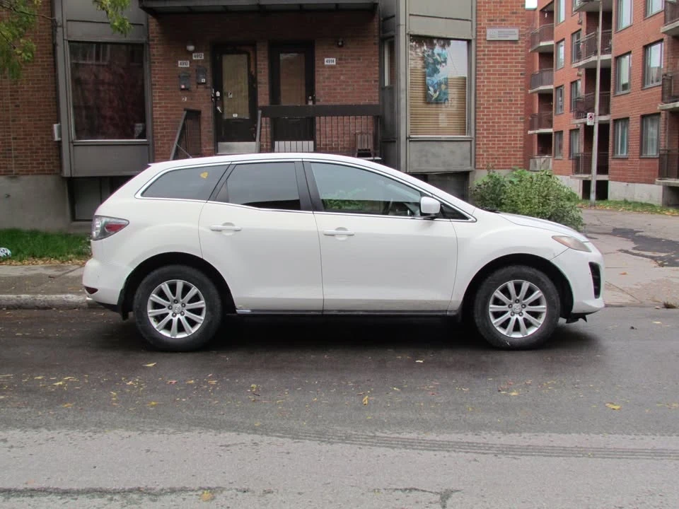 2010 Mazda CX-7 - Image 3 of 11