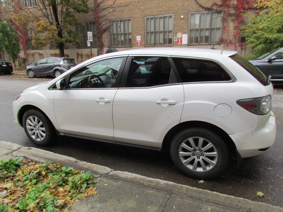 2010 Mazda CX-7 - Image 6 of 10