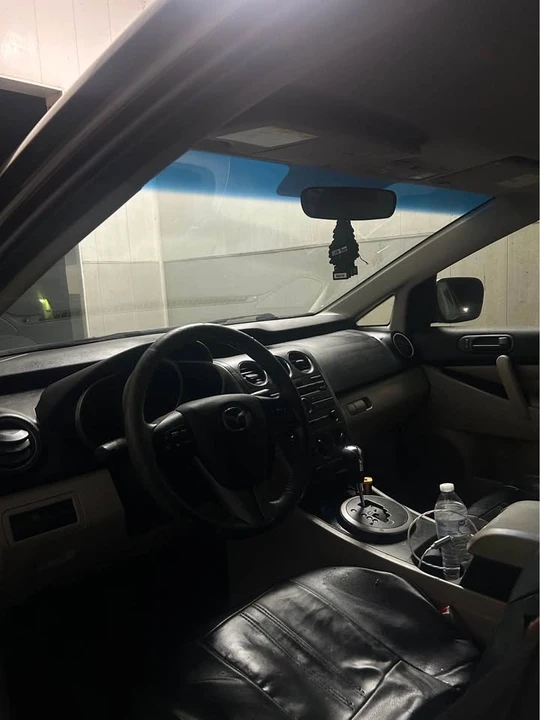 2010 Mazda CX-7 - Image 2 of 6