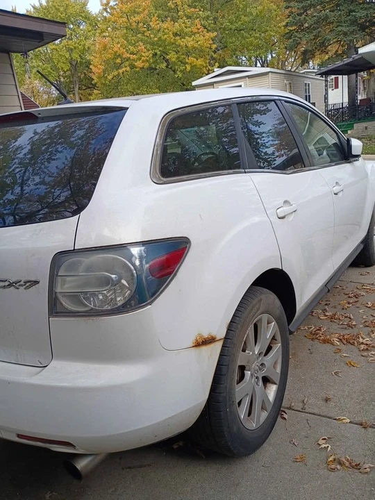 2010 Mazda CX-7 - Image 4 of 10