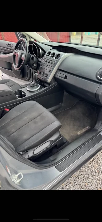 2010 Mazda CX-7 - Image 11 of 17