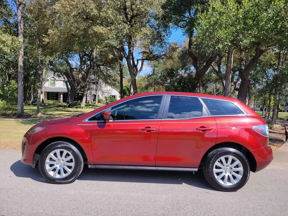 2010 Mazda CX-7 - Image 2 of 10