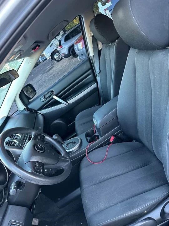 2010 Mazda CX-7 - Image 6 of 10