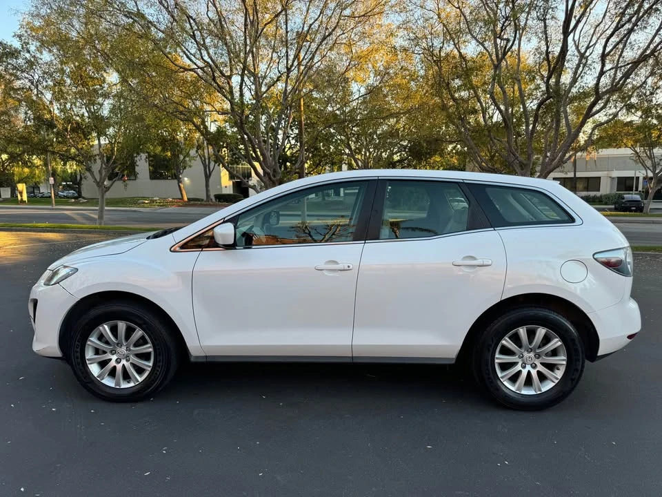 2010 Mazda CX-7 - Image 2 of 15