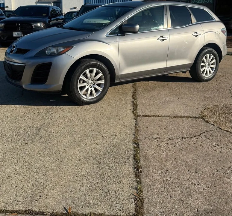 2010 Mazda CX-7 - Image 2 of 10