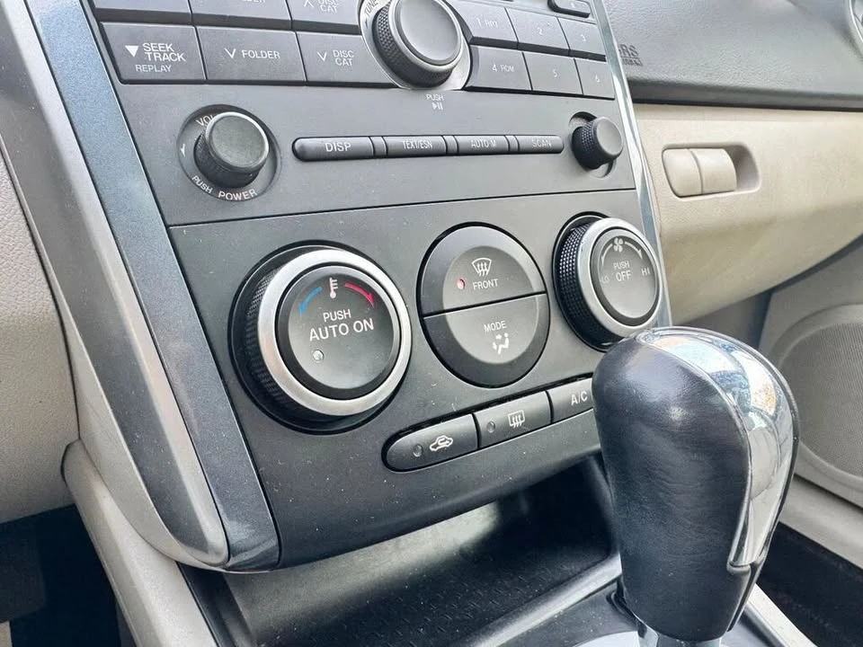 2010 Mazda CX-7 - Image 11 of 18