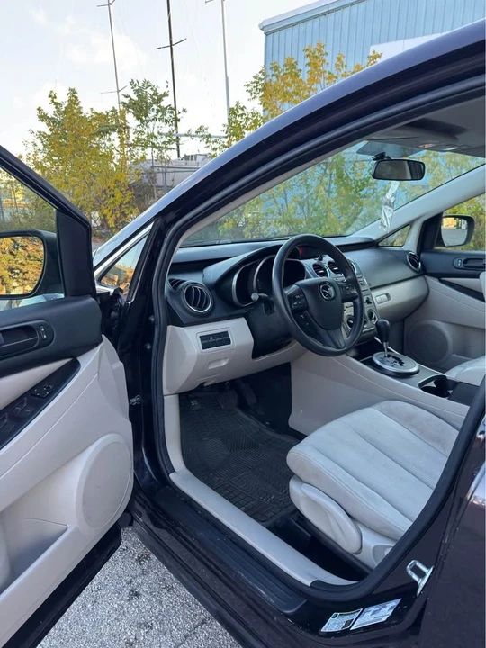 2010 Mazda CX-7 - Image 2 of 17