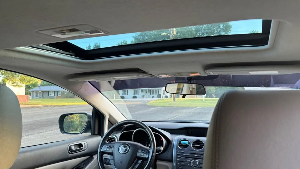 2010 Mazda CX-7 - Image 7 of 18