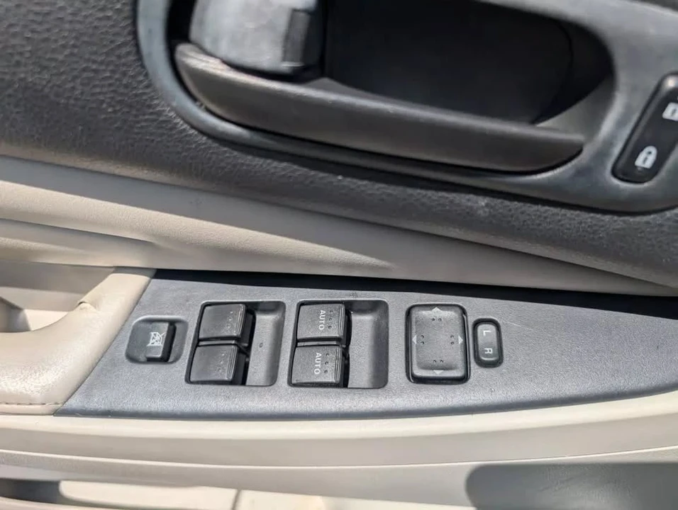 2010 Mazda CX-7 - Image 12 of 20