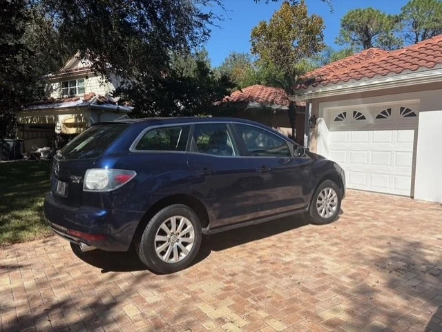 2010 Mazda CX-7 - Image 2 of 11