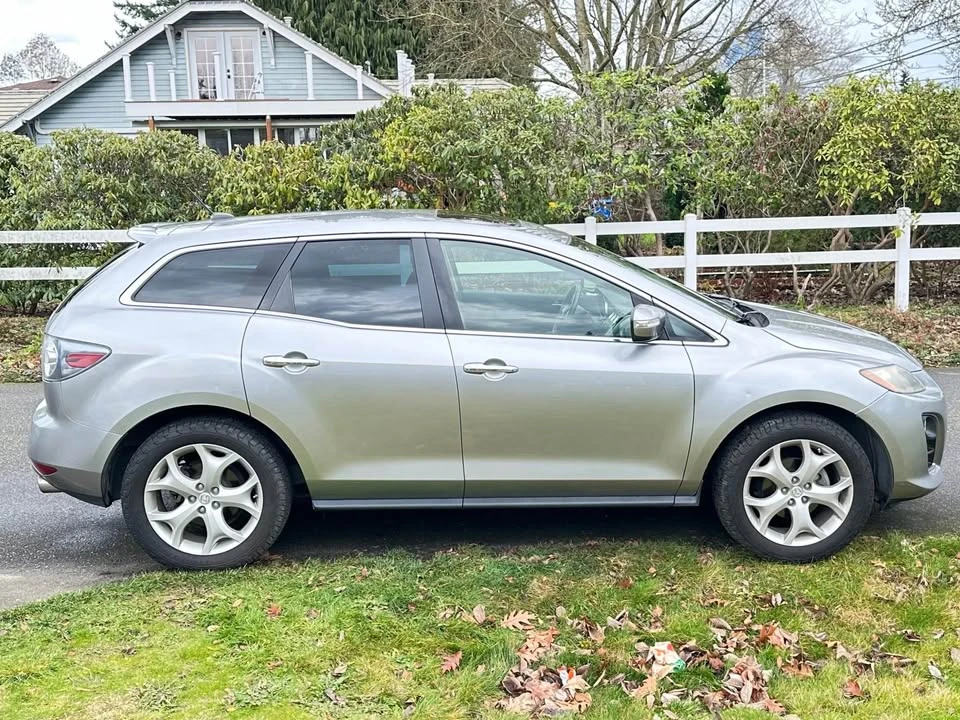 2010 Mazda CX-7 - Image 2 of 9