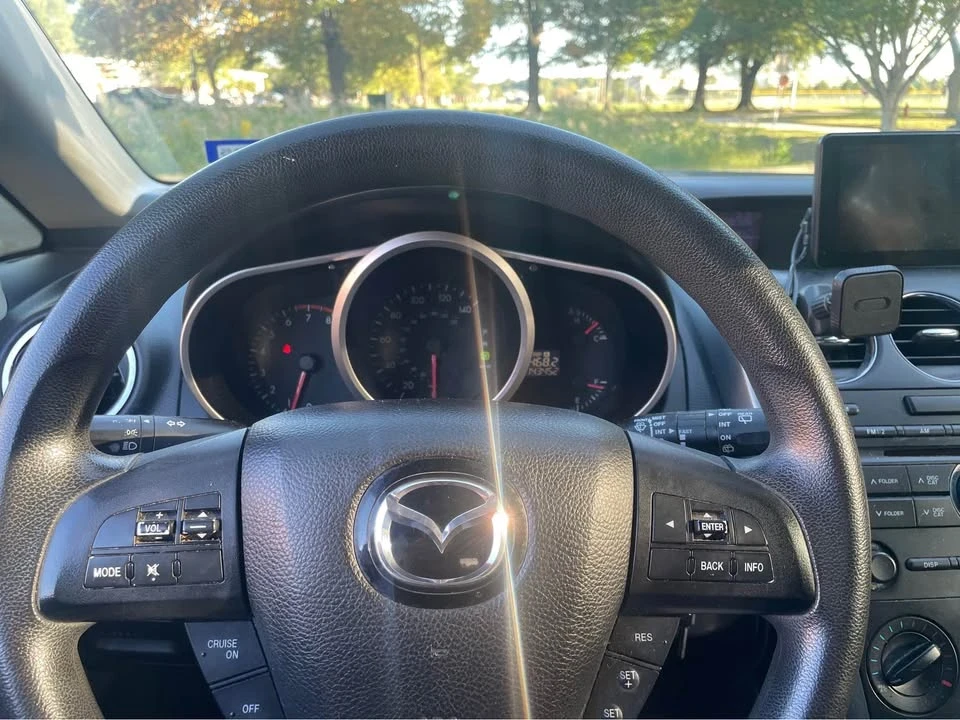 2010 Mazda CX-7 - Image 8 of 10