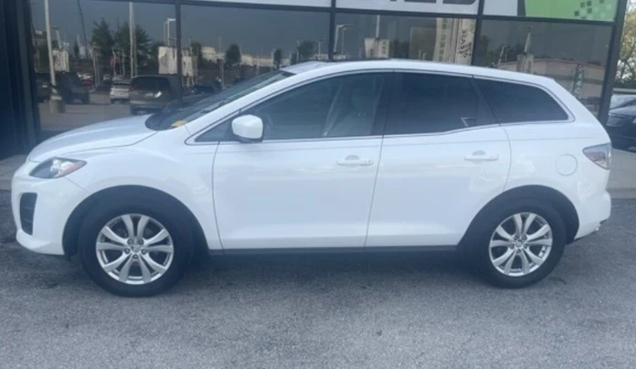 2010 Mazda CX-7 - Image 2 of 17