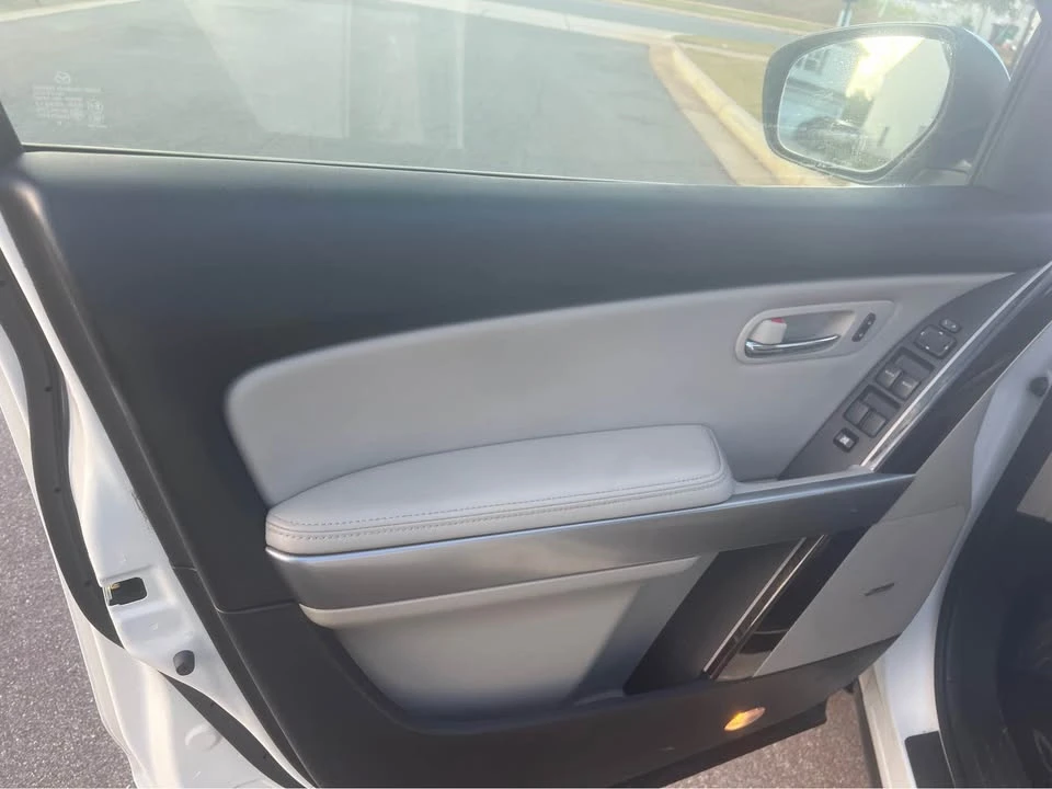 2010 Mazda CX-9 - Image 10 of 17