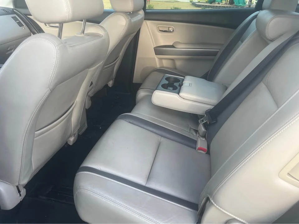 2010 Mazda CX-9 - Image 8 of 17