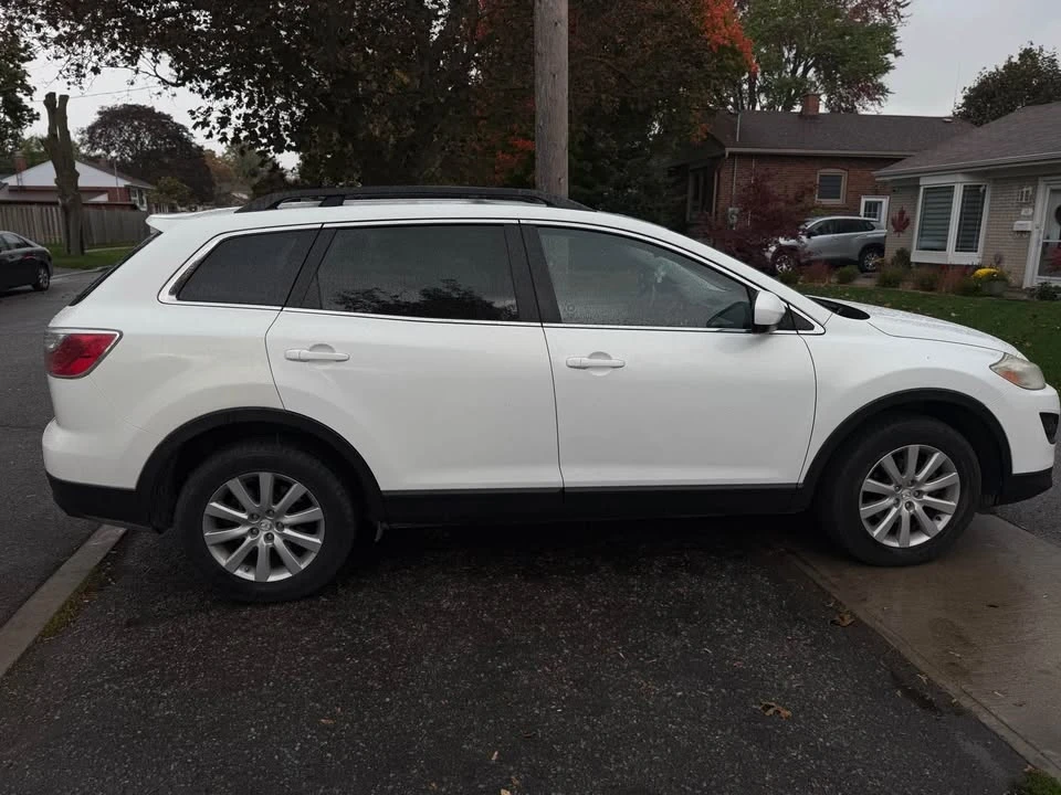 2010 Mazda CX-9 - Image 2 of 7