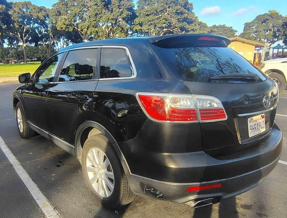 2010 Mazda CX-9 - Image 2 of 7