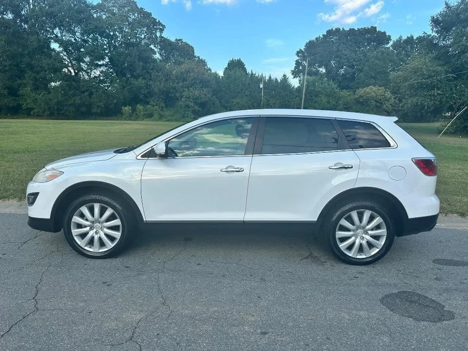 2010 Mazda CX-9 - Image 2 of 15