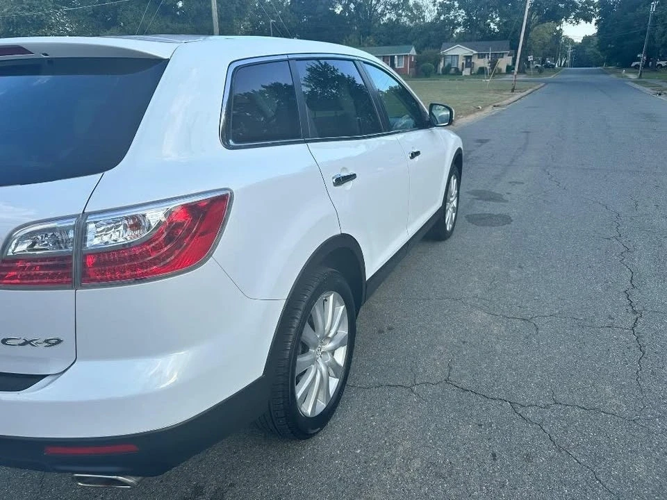 2010 Mazda CX-9 - Image 8 of 15