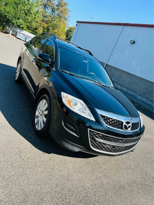 2010 Mazda CX-9 - Image 2 of 12