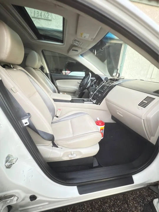 2010 Mazda CX-9 - Image 6 of 11