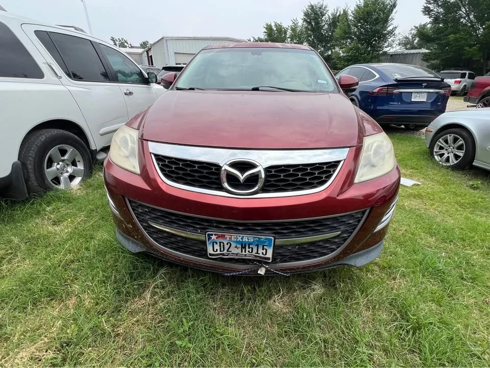 2010 Mazda CX-9 - Image 2 of 11
