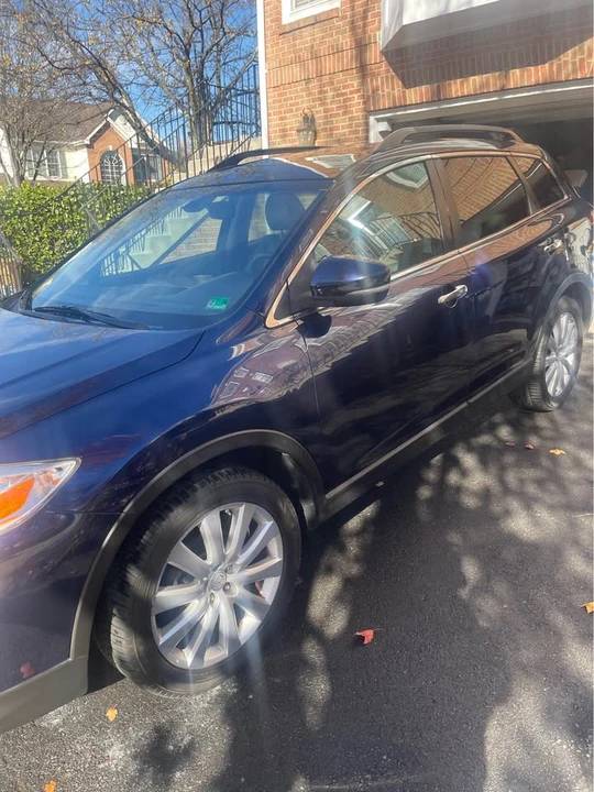 2010 Mazda CX-9 - Image 2 of 19