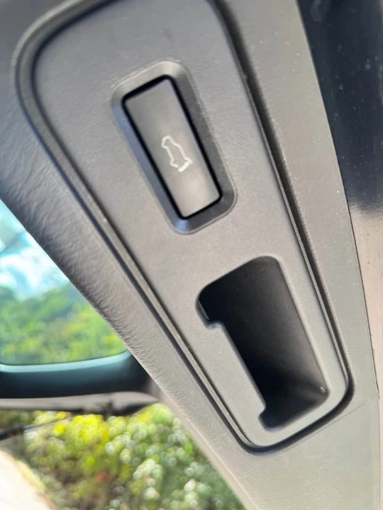 2010 Mazda CX-9 - Image 14 of 19