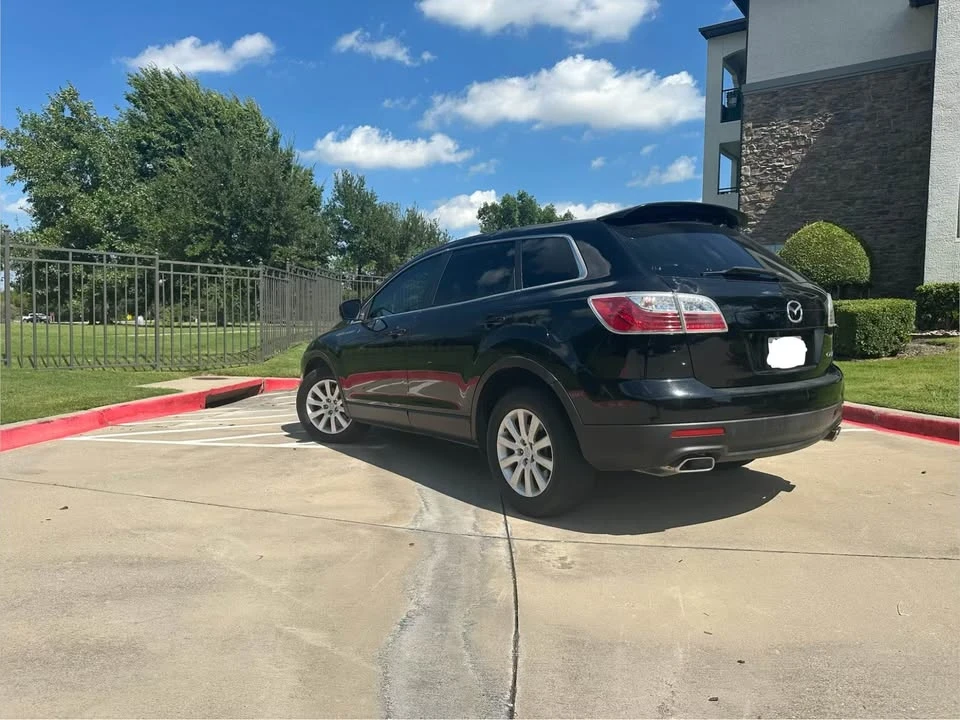 2010 Mazda CX-9 - Image 2 of 9