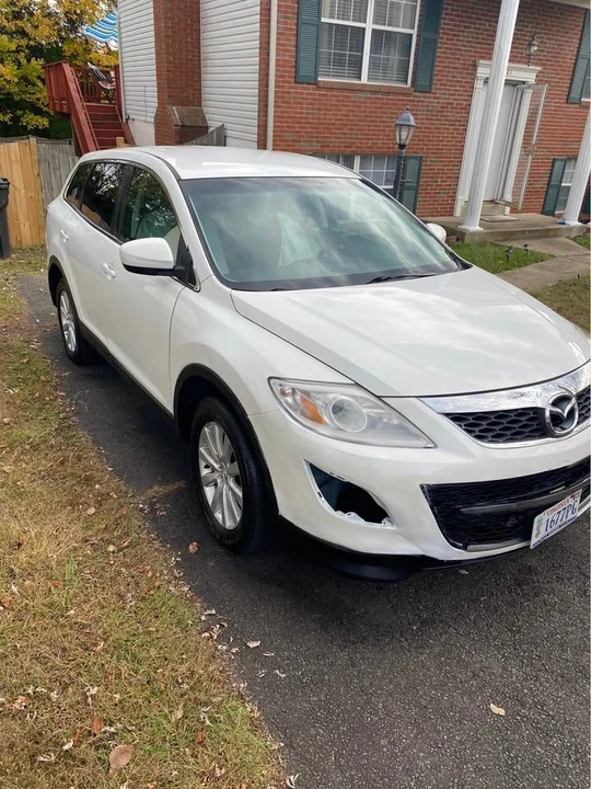 2010 Mazda CX-9 - Image 2 of 12