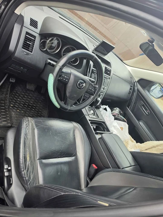 2010 Mazda CX-9 - Image 8 of 10