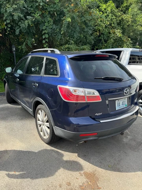 2010 Mazda CX-9 - Image 2 of 12