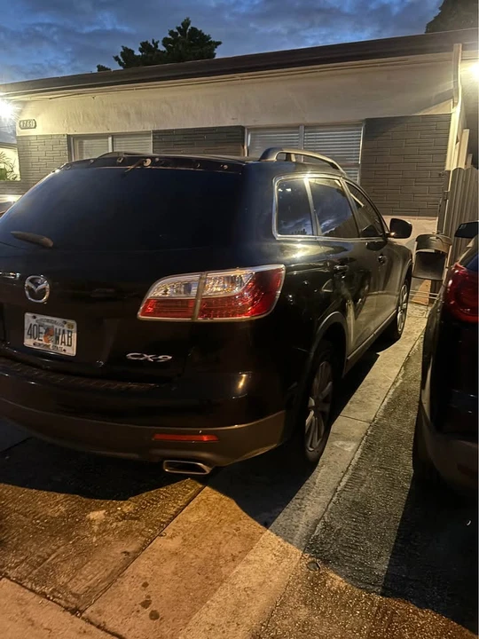 2010 Mazda CX-9 - Image 2 of 6