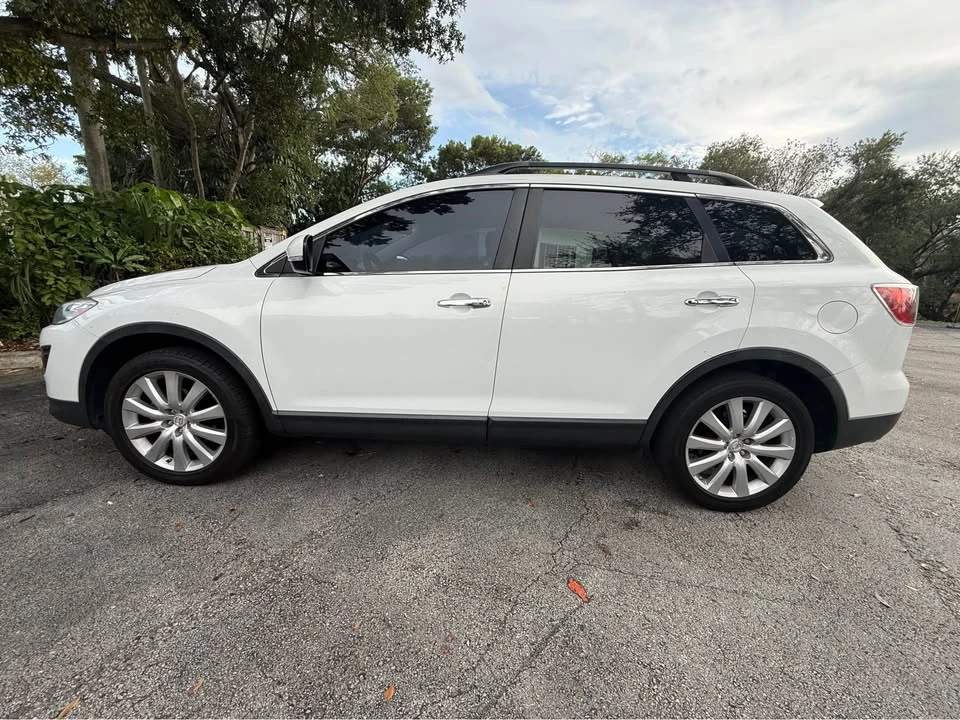 2010 Mazda CX-9 - Image 3 of 12