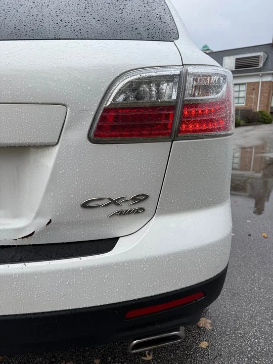 2010 Mazda CX-9 - Image 8 of 16