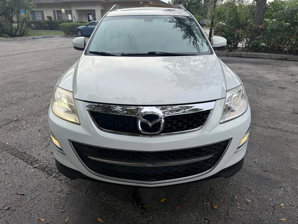 2010 Mazda CX-9 - Image 2 of 12