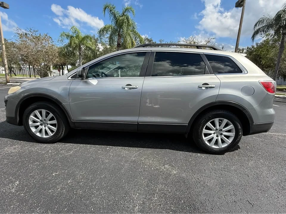 2010 Mazda CX-9 - Image 8 of 13