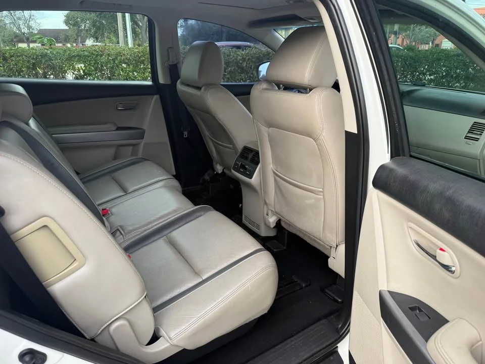 2010 Mazda CX-9 - Image 8 of 12