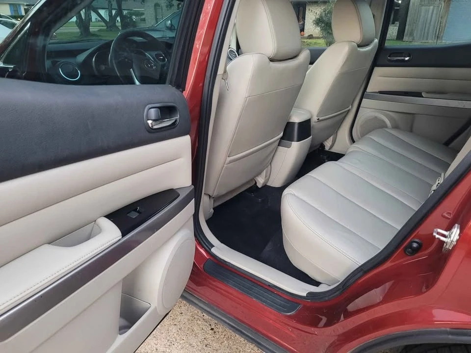 2010 Mazda CX-7 - Image 9 of 12